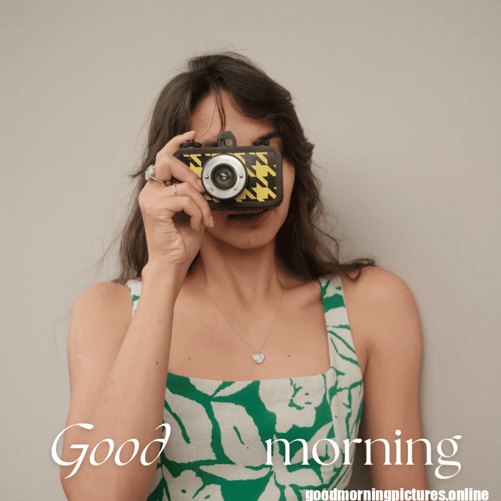 30+ Beautiful Girls Good Morning Images in Latest Fashion 13 Gorgeous lady good morning photos